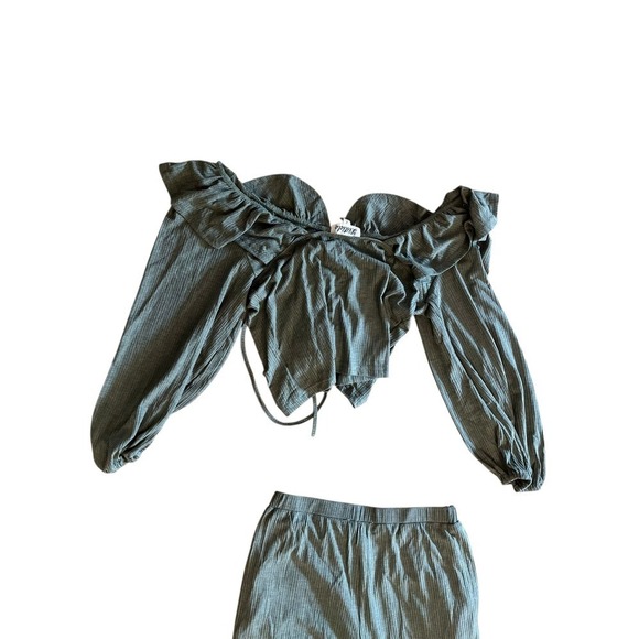 Listicle Olive Green Ruffle Two-Piece Set | Crop Top & Wide Leg Pants SZ‎ SMants - Picture 6 of 7